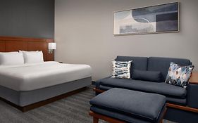 Courtyard By Marriott Syracuse Downtown At Armory Square 3*